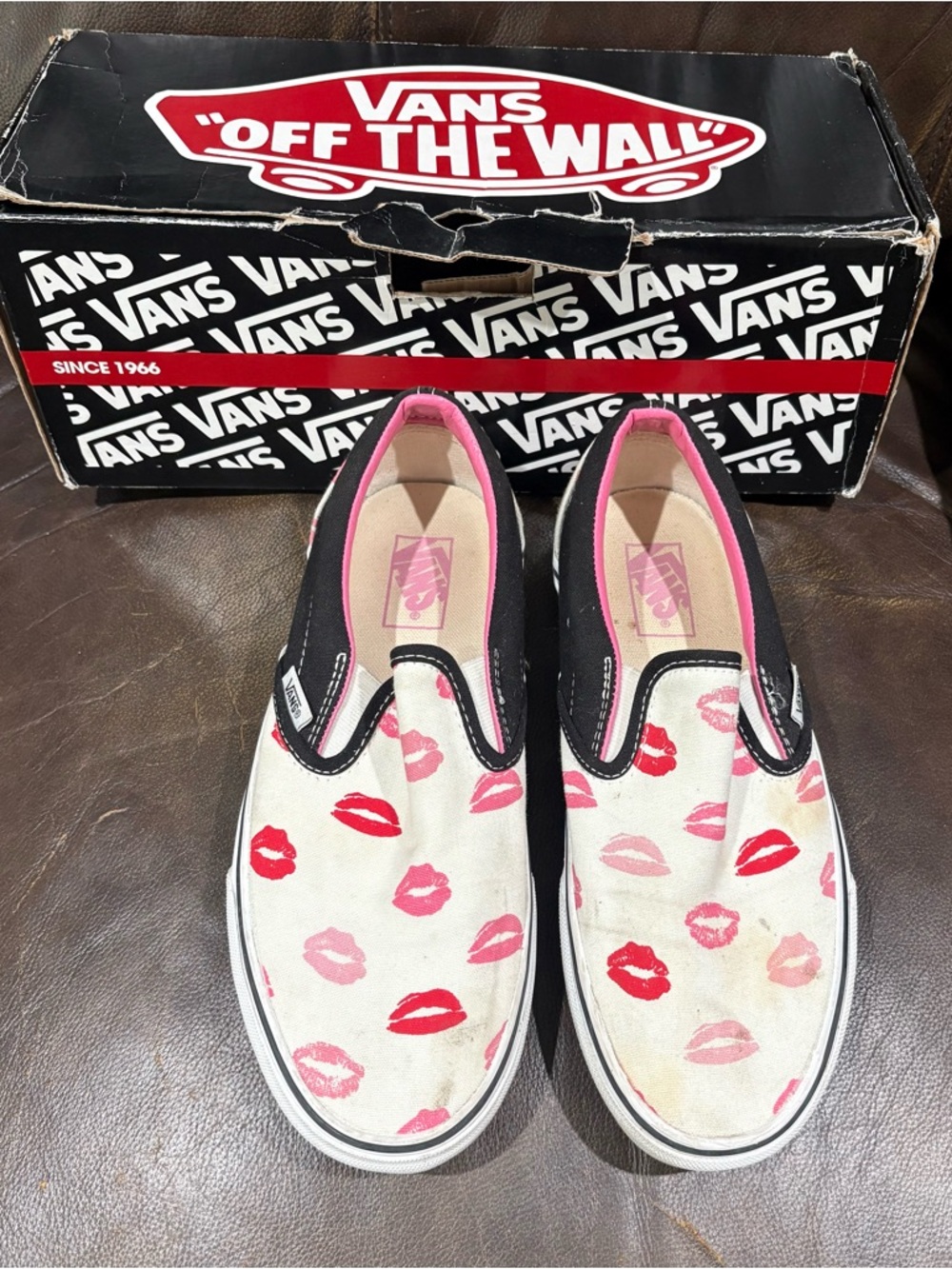 Vintage Vans Multi Lips Kiss Slip Ons Womens Size 8.5